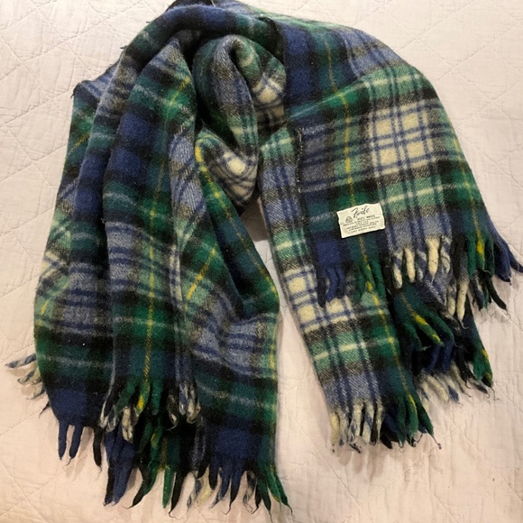 Faribo Faribault Green Blue Plaid Tartan Stadium Lap Blanket 100% Wool 45 x 45